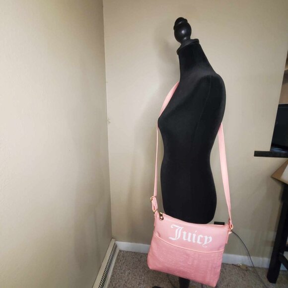 Juicy Couture Deboss Logo Pink Icing Shout It Out Crossbody Bag - Picture 5 of 8